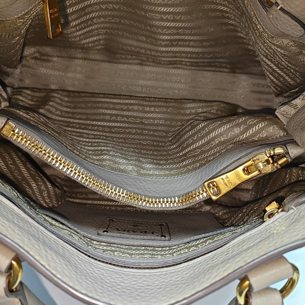 Galleria Large Calfskin Gray