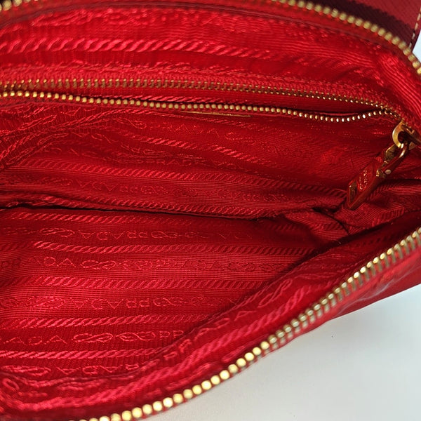 Party Nylon Red