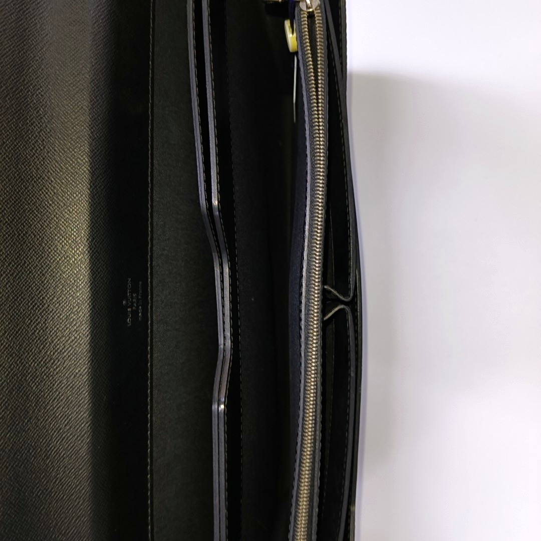 Epi Black