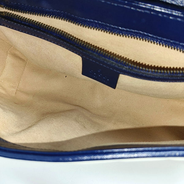 Authenticated pre-owned  GG Marmont Medium Quilted Calfskin White - Crossbody Bag at Looply