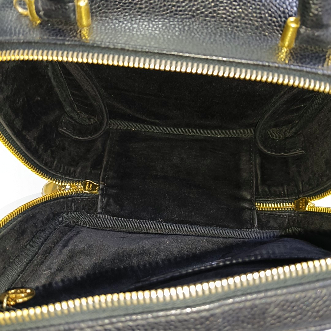 Grained Calfskin Black