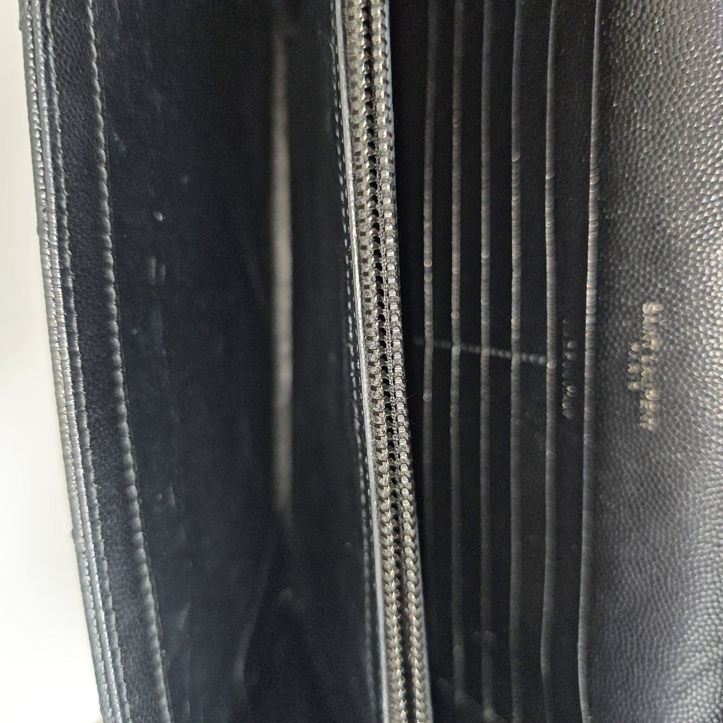 MONOGRAM Medium Chevron Calfskin Black