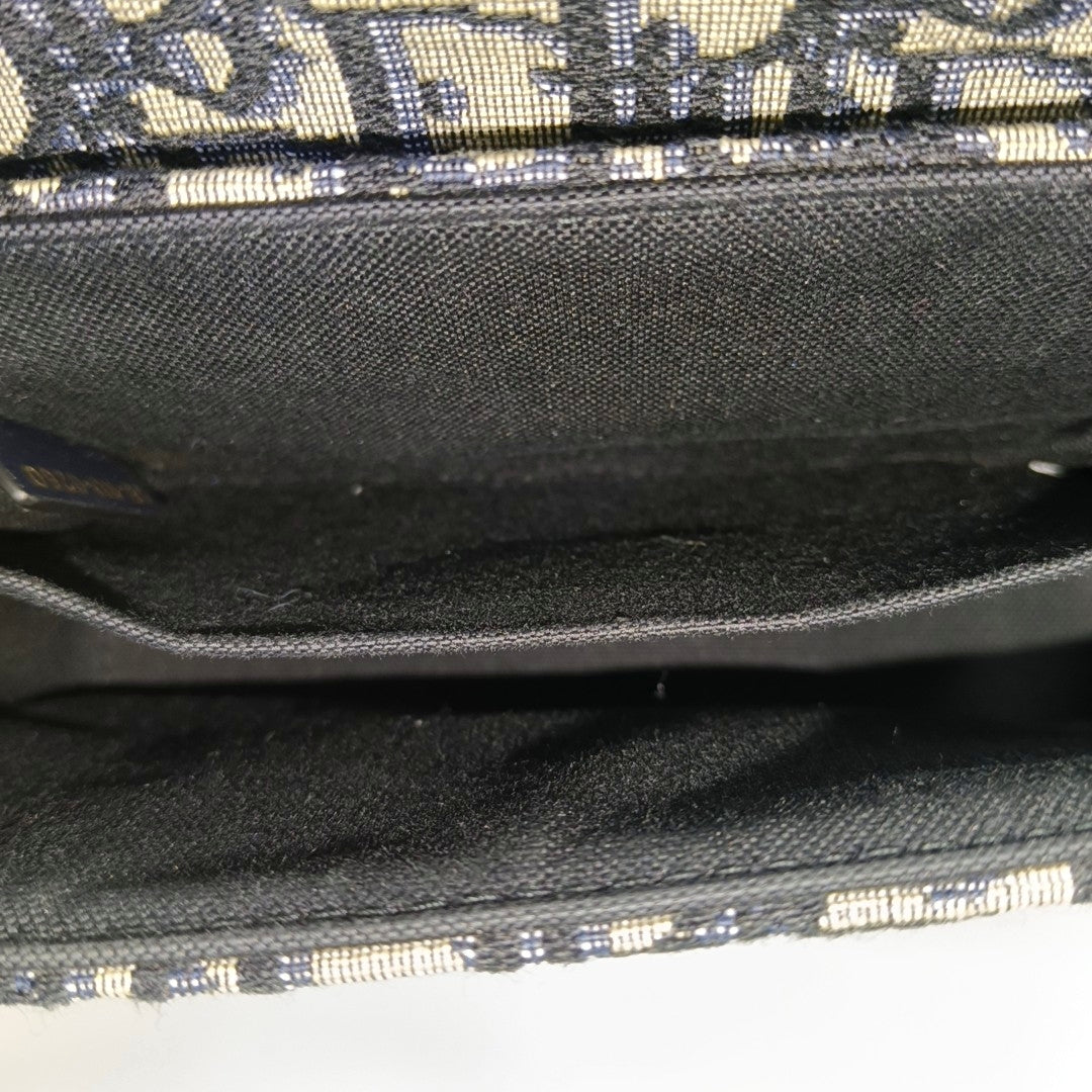 Authenticated pre-owned  30 Montaigne Oblique Canvas Blue - Shoulder Bag at Looply