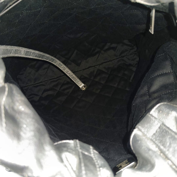CHANEL 22 Small Quilted Calfskin Silver