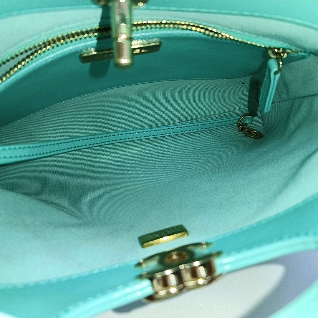 CHANEL 31 Quilted Lambskin Green