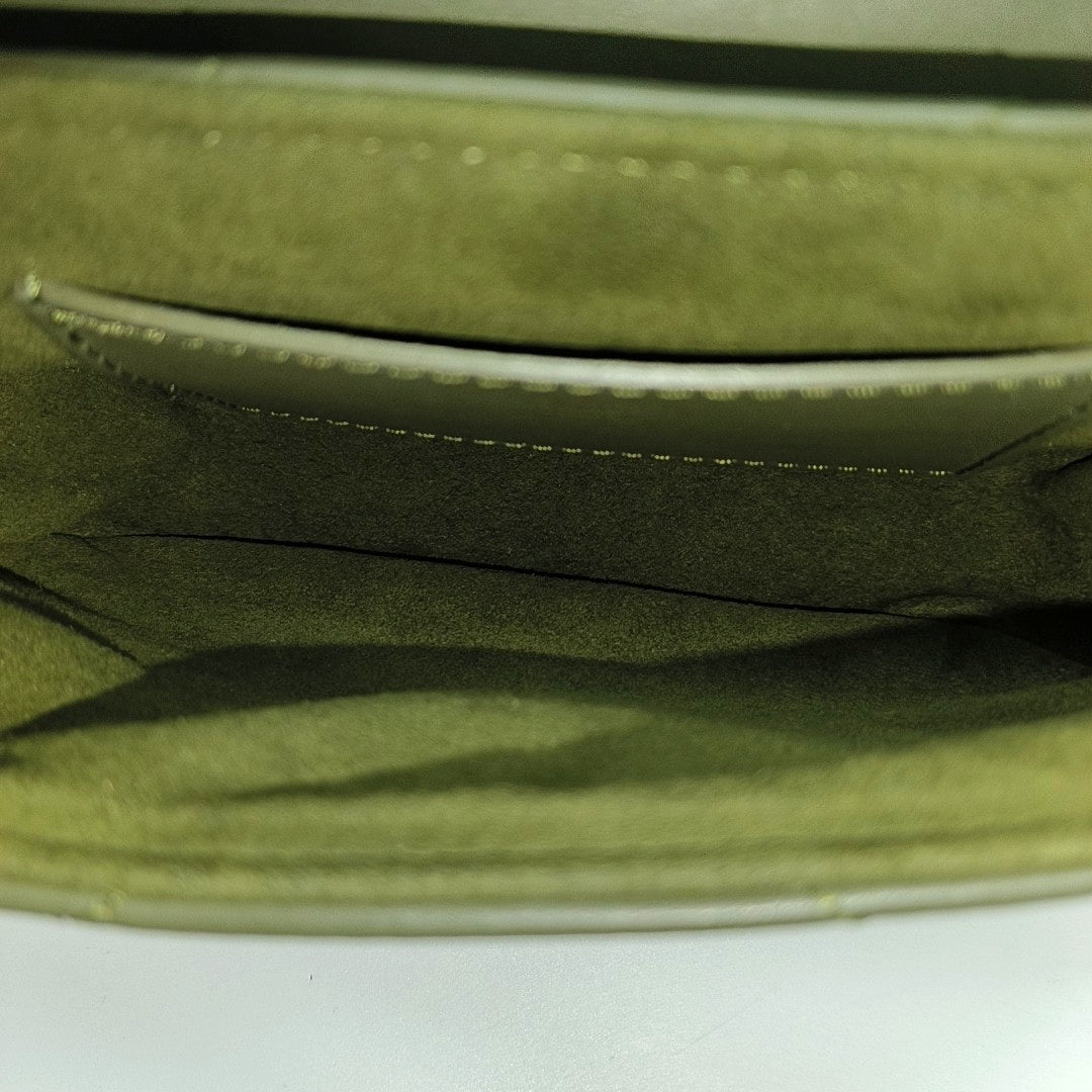 NEW WAVE Quilted Calfskin Green