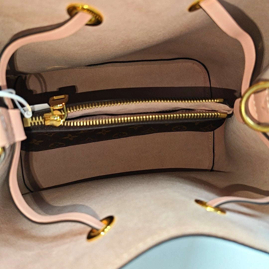 NÉONOÉ MM Monogram Coated Canvas Brown
