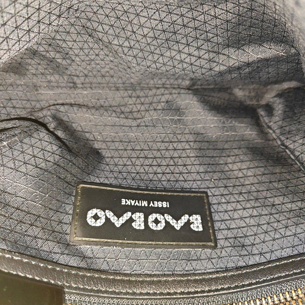 Special Material Shoulder Bag Black