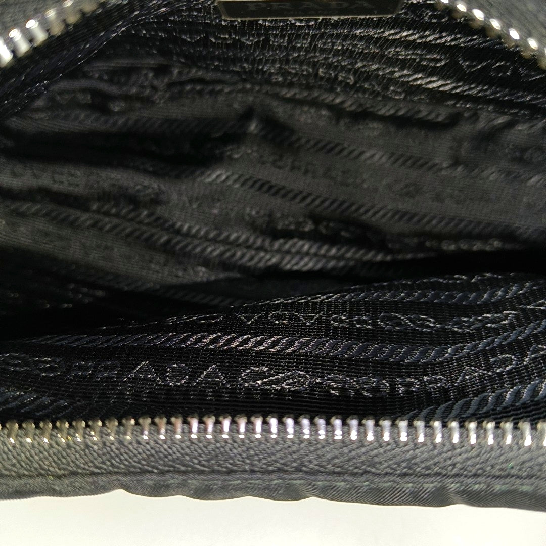 Re-Edition2005 Nylon Black