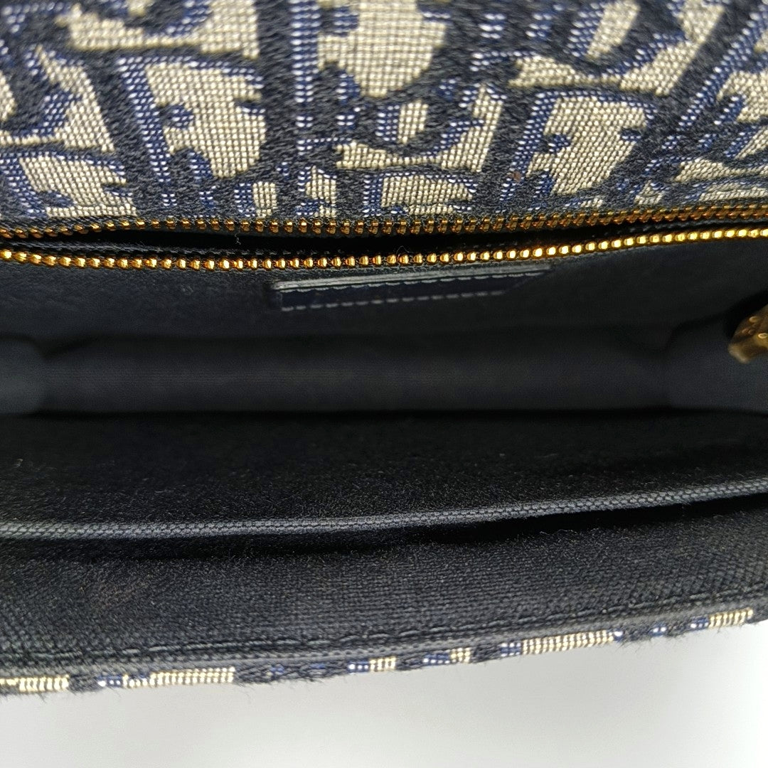 30 Montaigne Oblique Canvas Blue