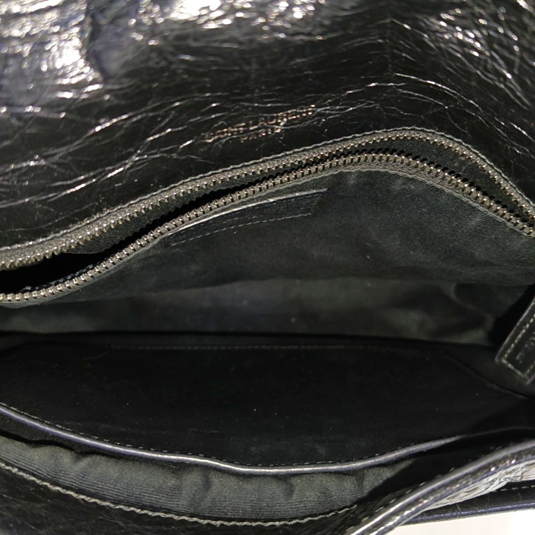NIKI Medium Chevron Calfskin Black