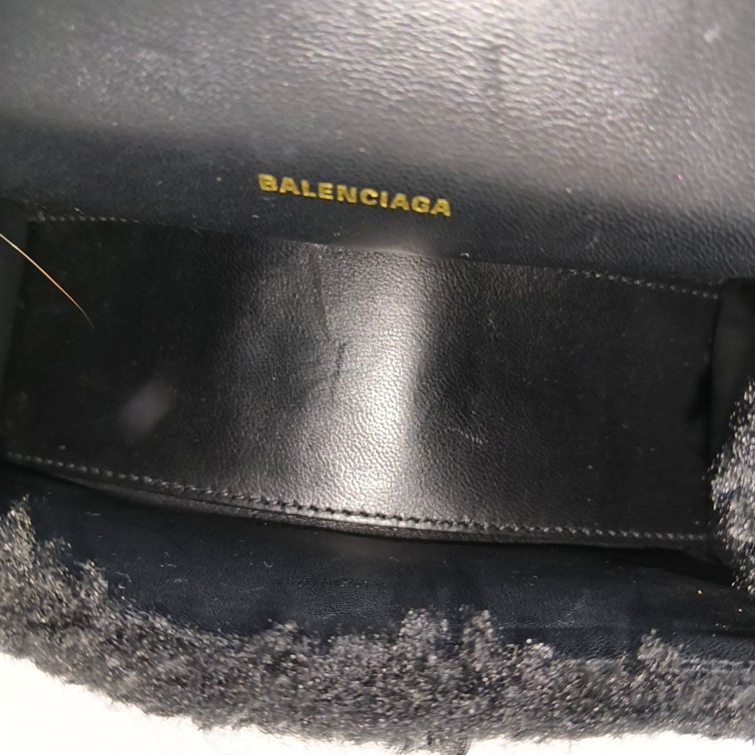 Hourglass Mini Sheepskin Black