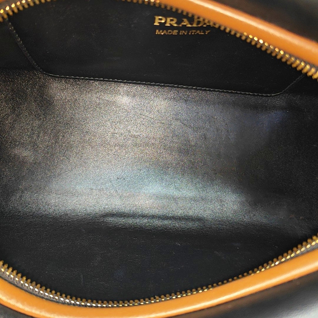 Swing Calfskin Black