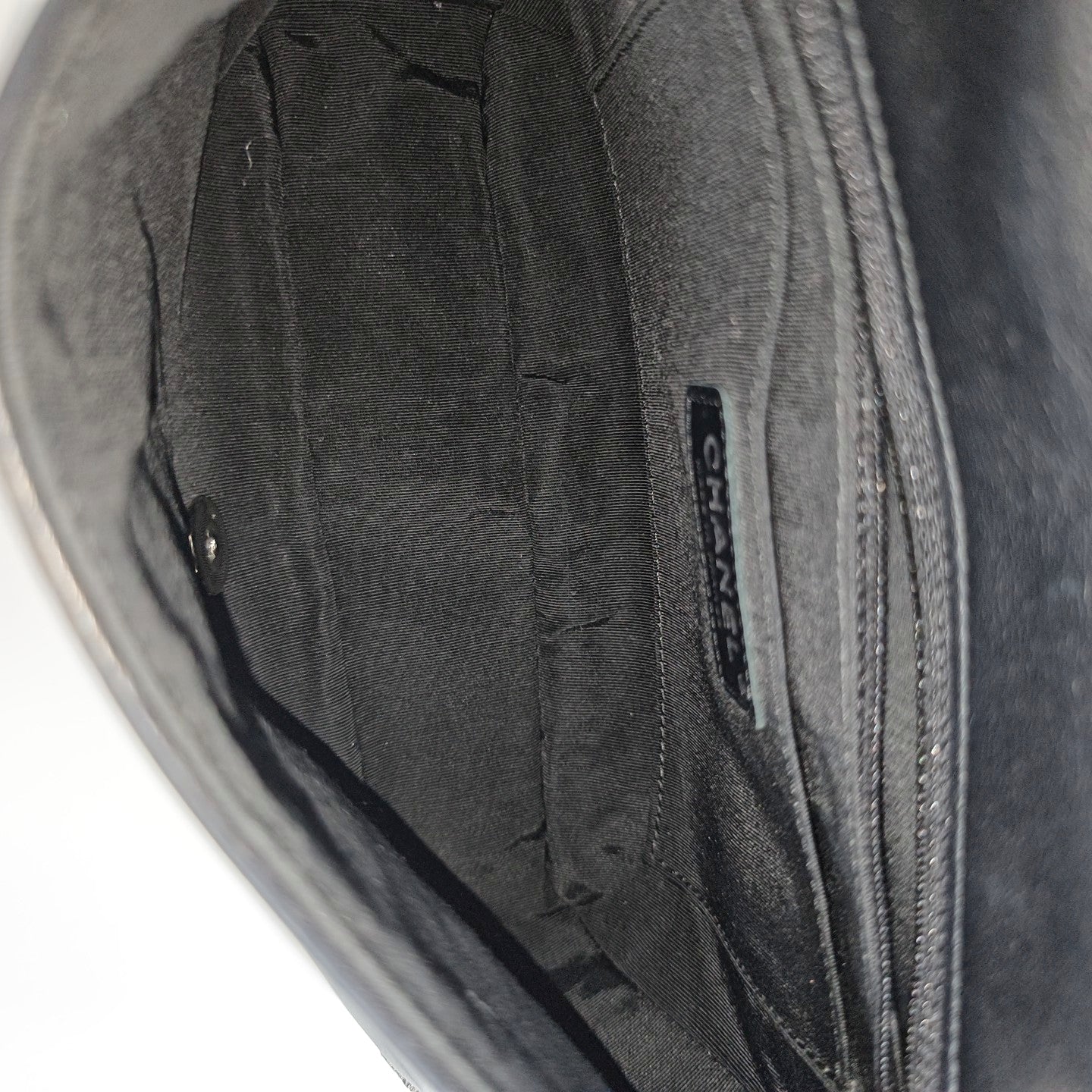 MADISON Quilted Calfskin Black