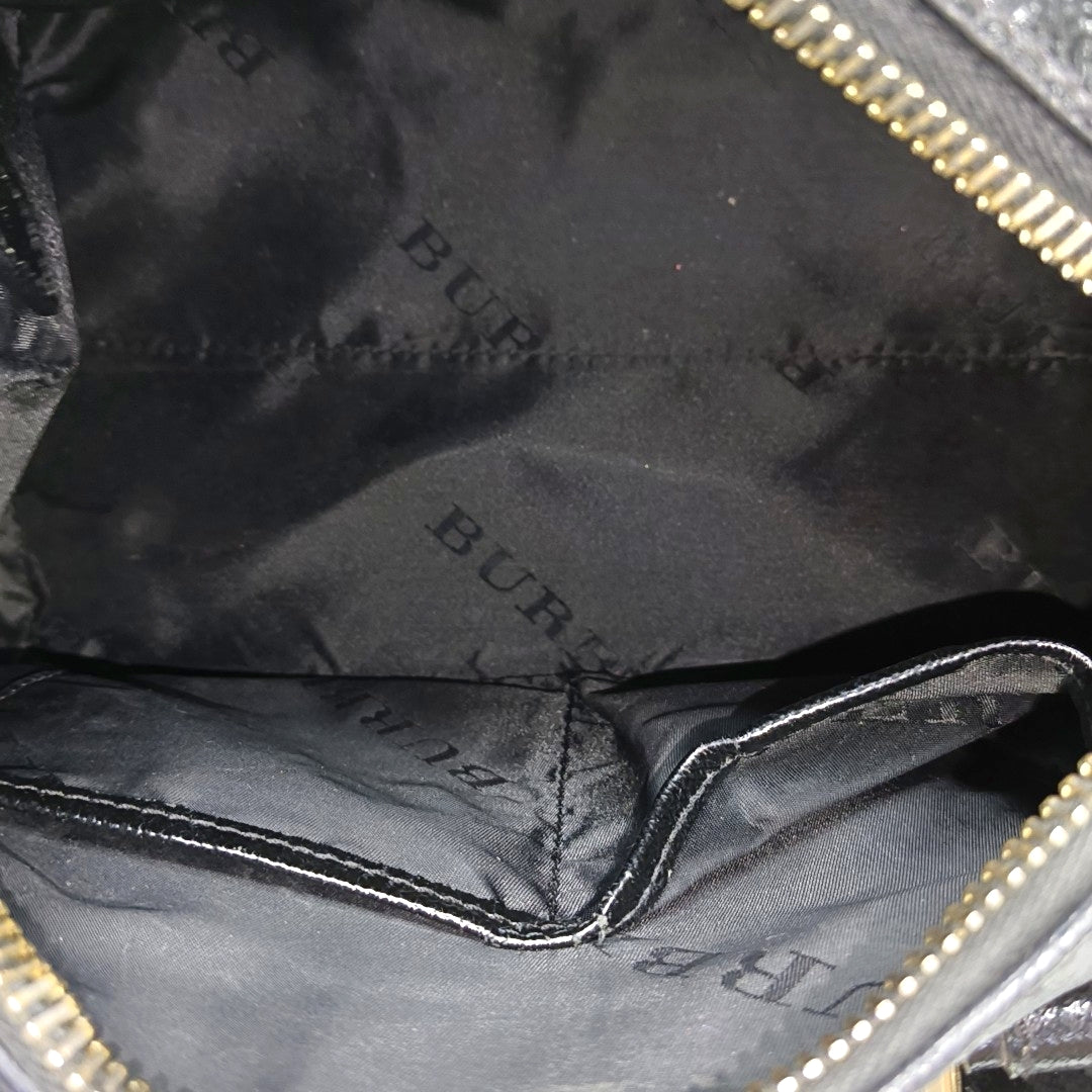 Calfskin Shoulder Bag Medium Black