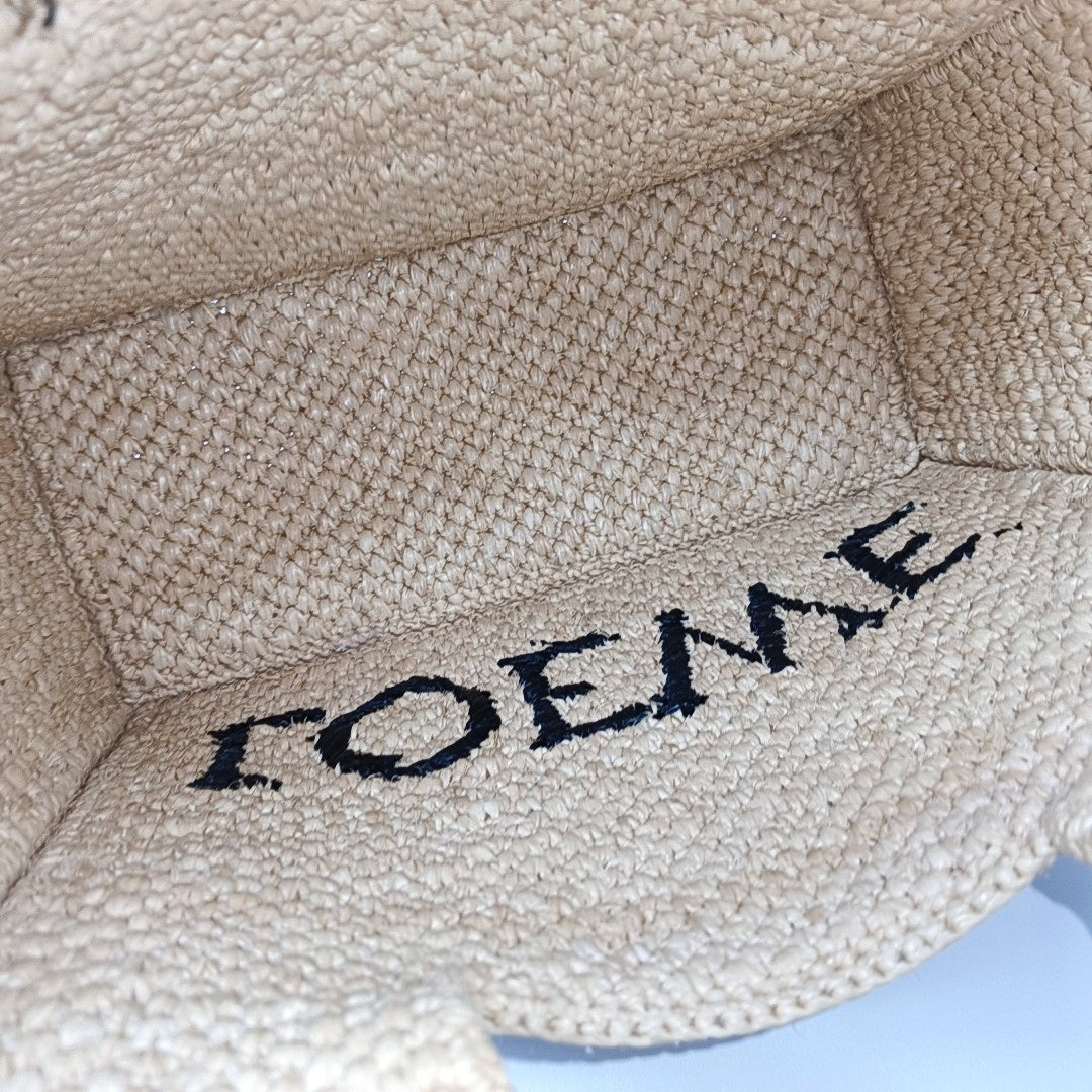 Font Tote Special Material Beige