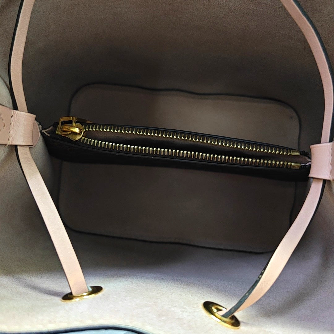 NÉONOÉ MM Monogram Coated Canvas Brown