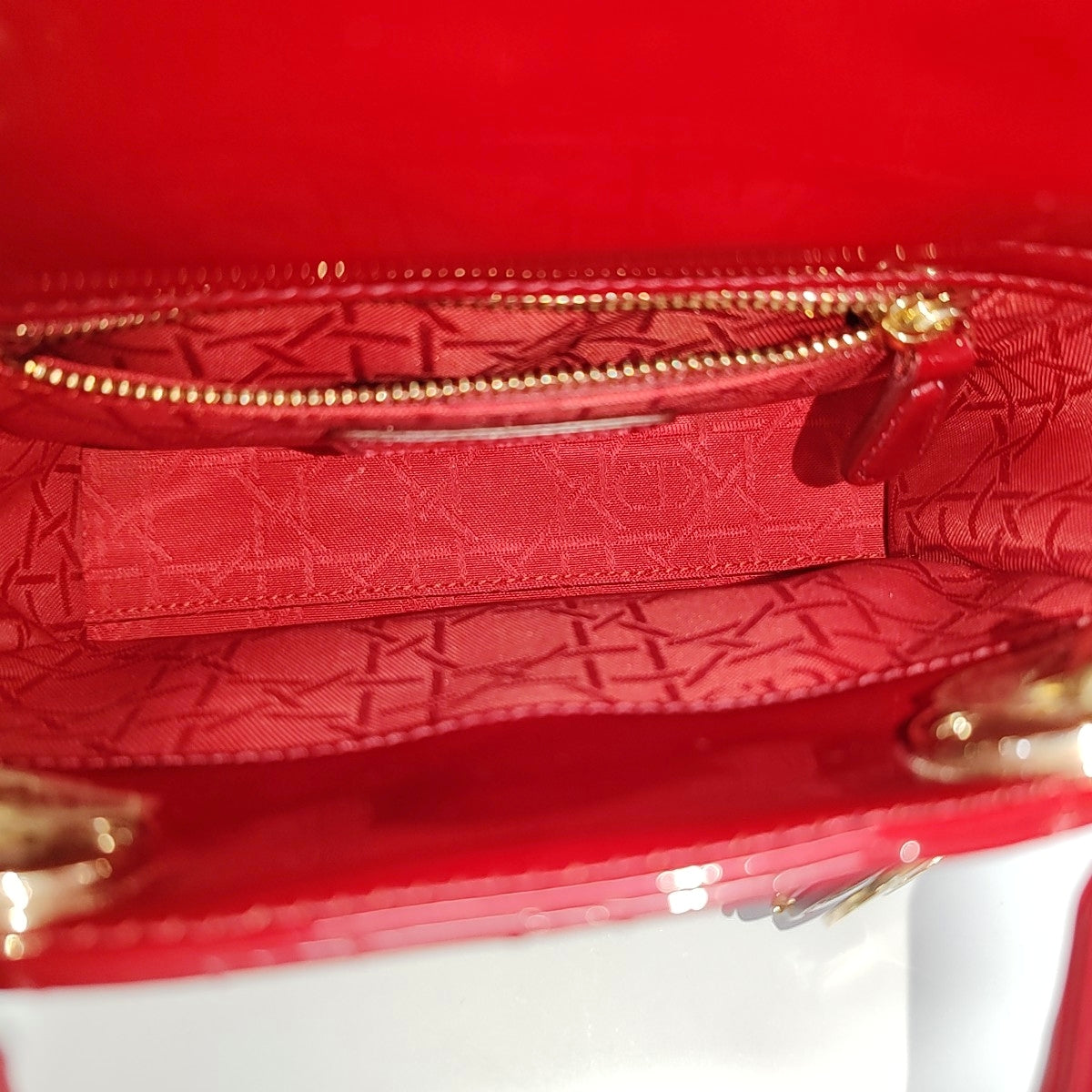 Authenticated pre-owned  Lady Dior Mini Cannage Patent Calfskin Red - Tote Bag at Looply