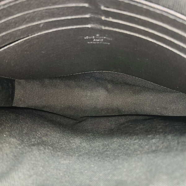 Pochette Voyag MM Damier Graphite Coated Canvas Gray