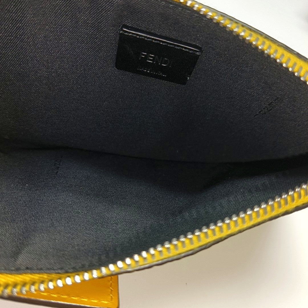 Authenticated pre-owned  Baguette Calfskin Yellow - Shoulder Bag at Looply