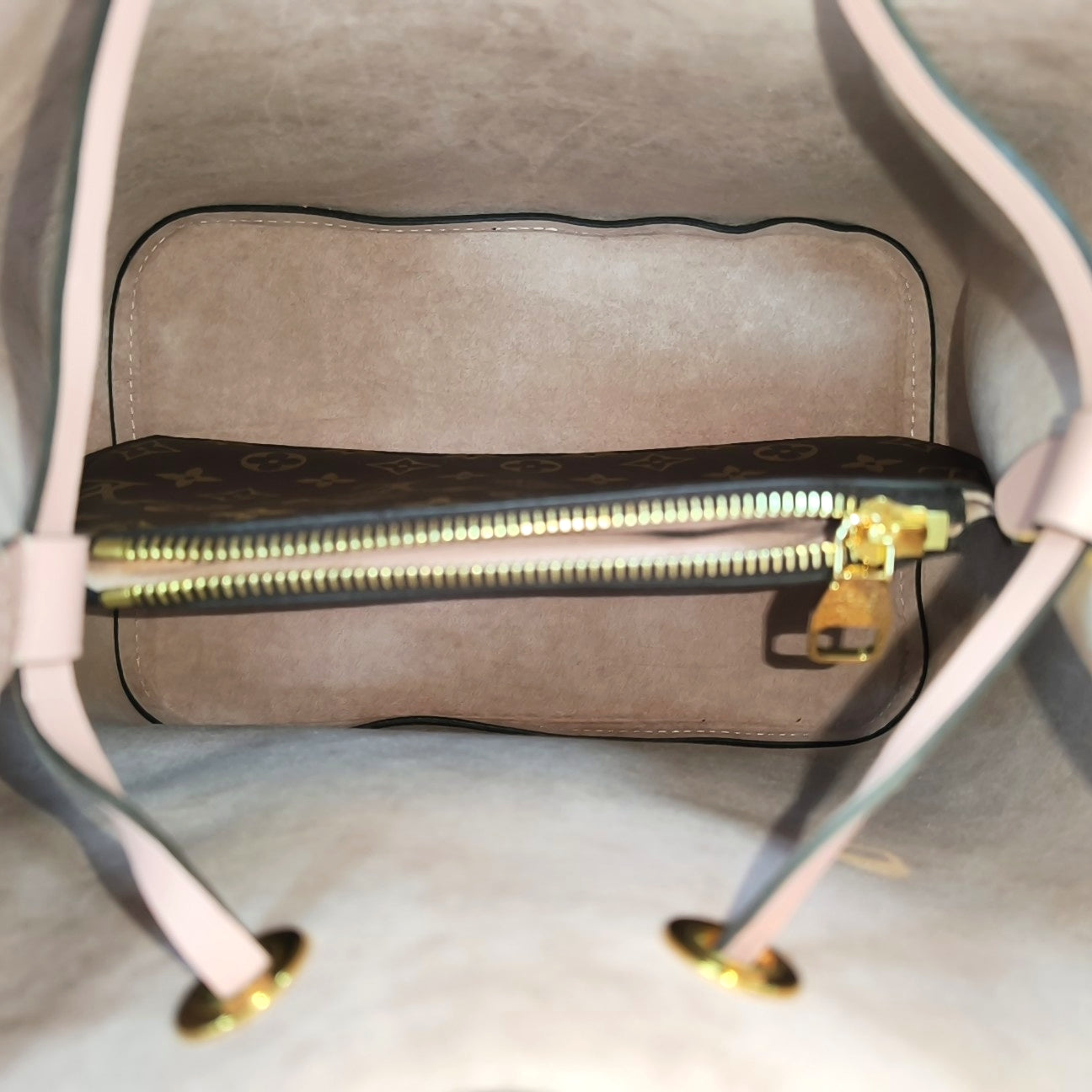 NÉONOÉ MM Monogram Coated Canvas Brown