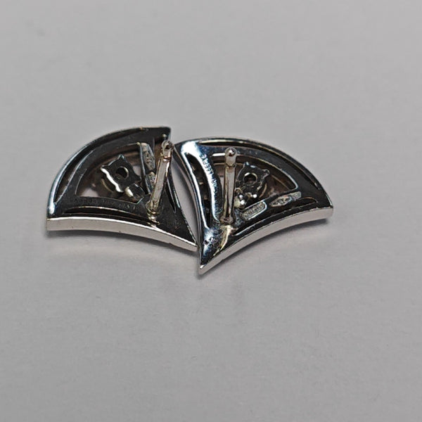 DIVAS' DREAM 18k White Gold Silver Stud Earrings