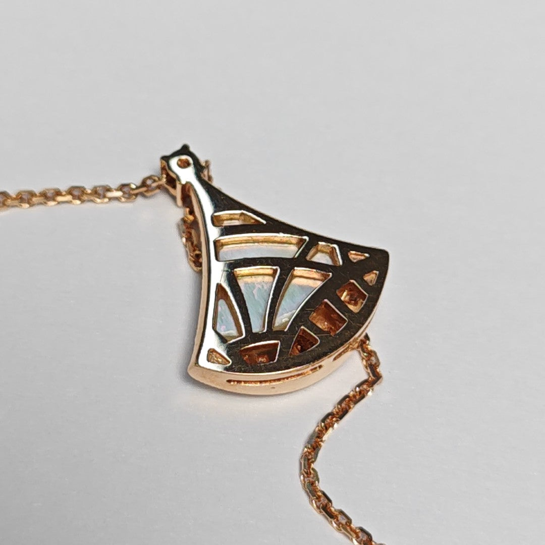 DIVAS' DREAM 18k Rose Gold Necklace