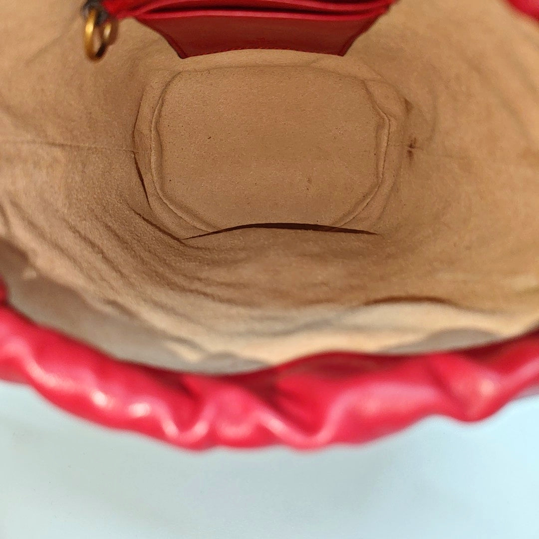 Authenticated pre-owned  GG Marmont Mini Quilted Calfskin Red - Bucket Bag at Looply