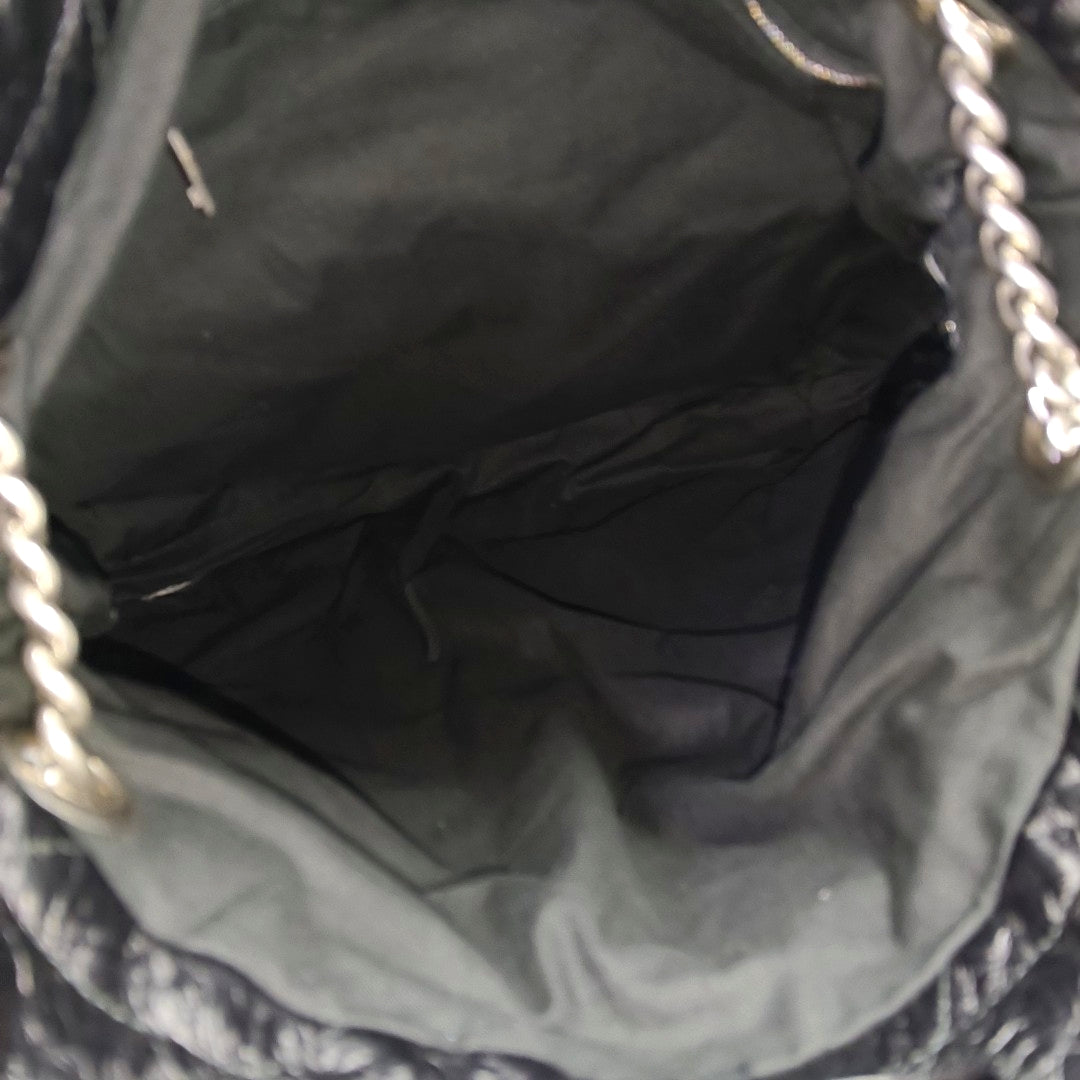 Crush Medium Quilted Calfskin Black