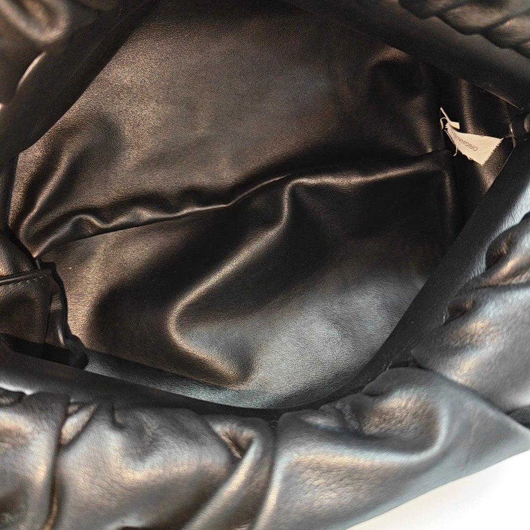 The Pouch Mini Calfskin Black
