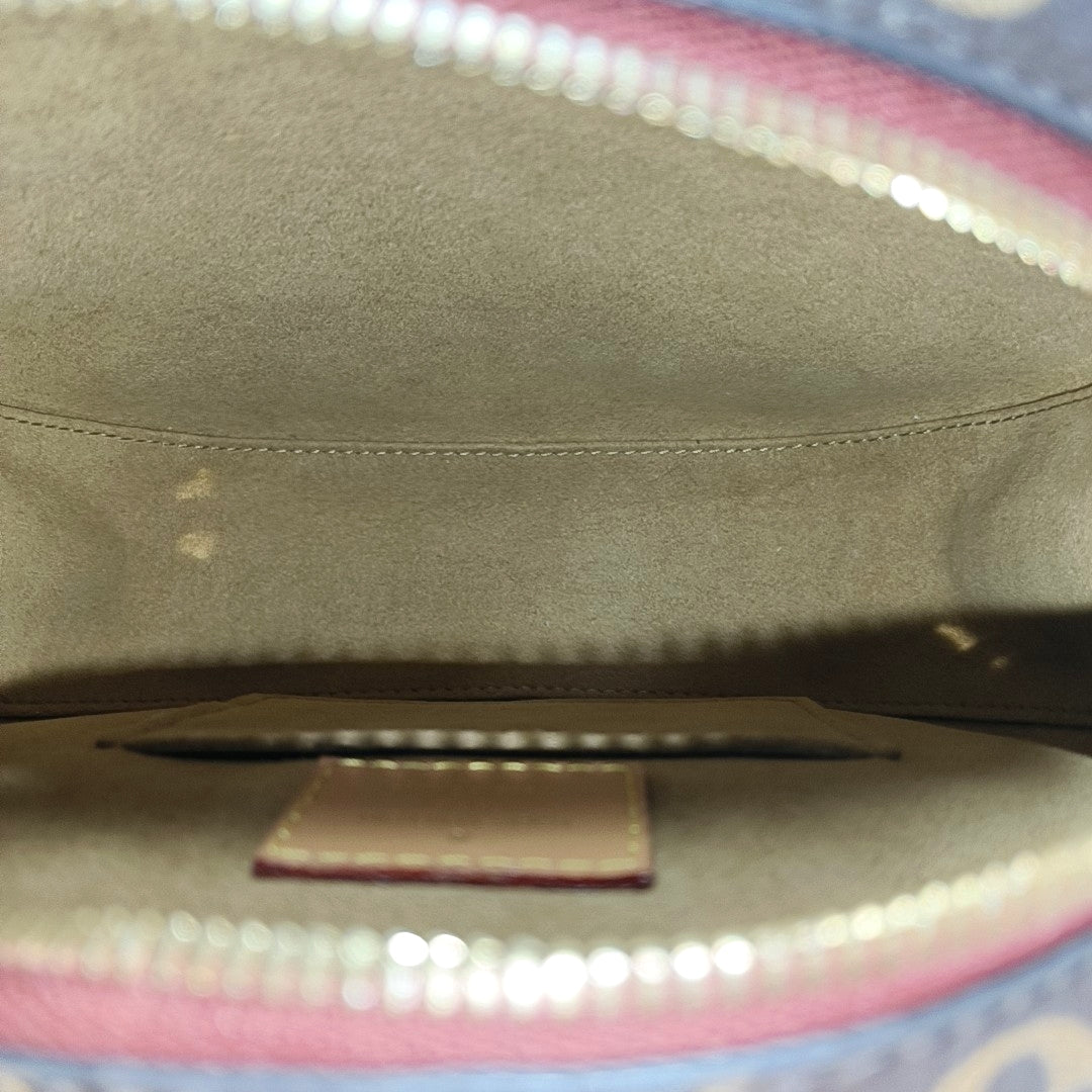 BOITE CHAPEAU MM Monogram Coated Canvas Brown