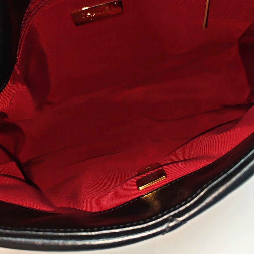 CHANEL 19 Large Quilted Lambskin Black