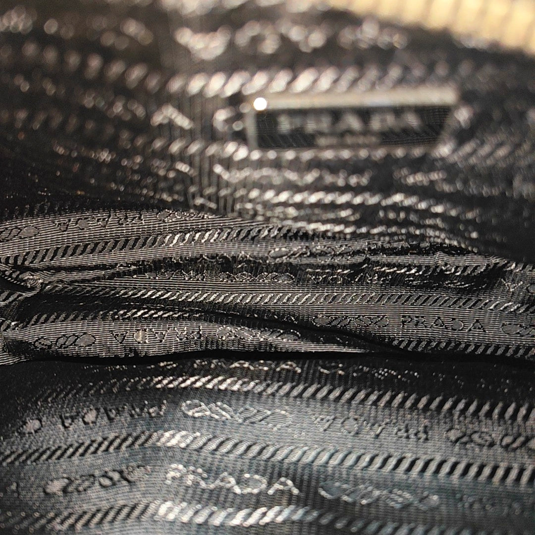 Re-Edition Nylon Black