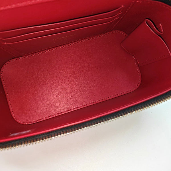 VANITY CASE Medium Quilted Lambskin Black