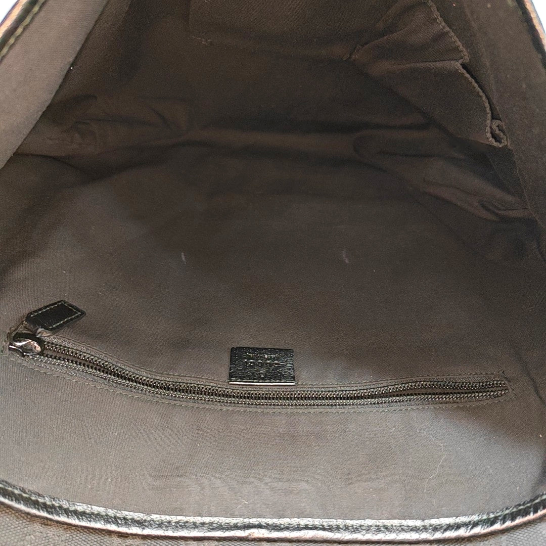 Monogram Canvas Black