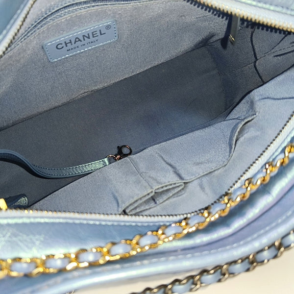 GABRIELLE Medium Quilted Calfskin Blue