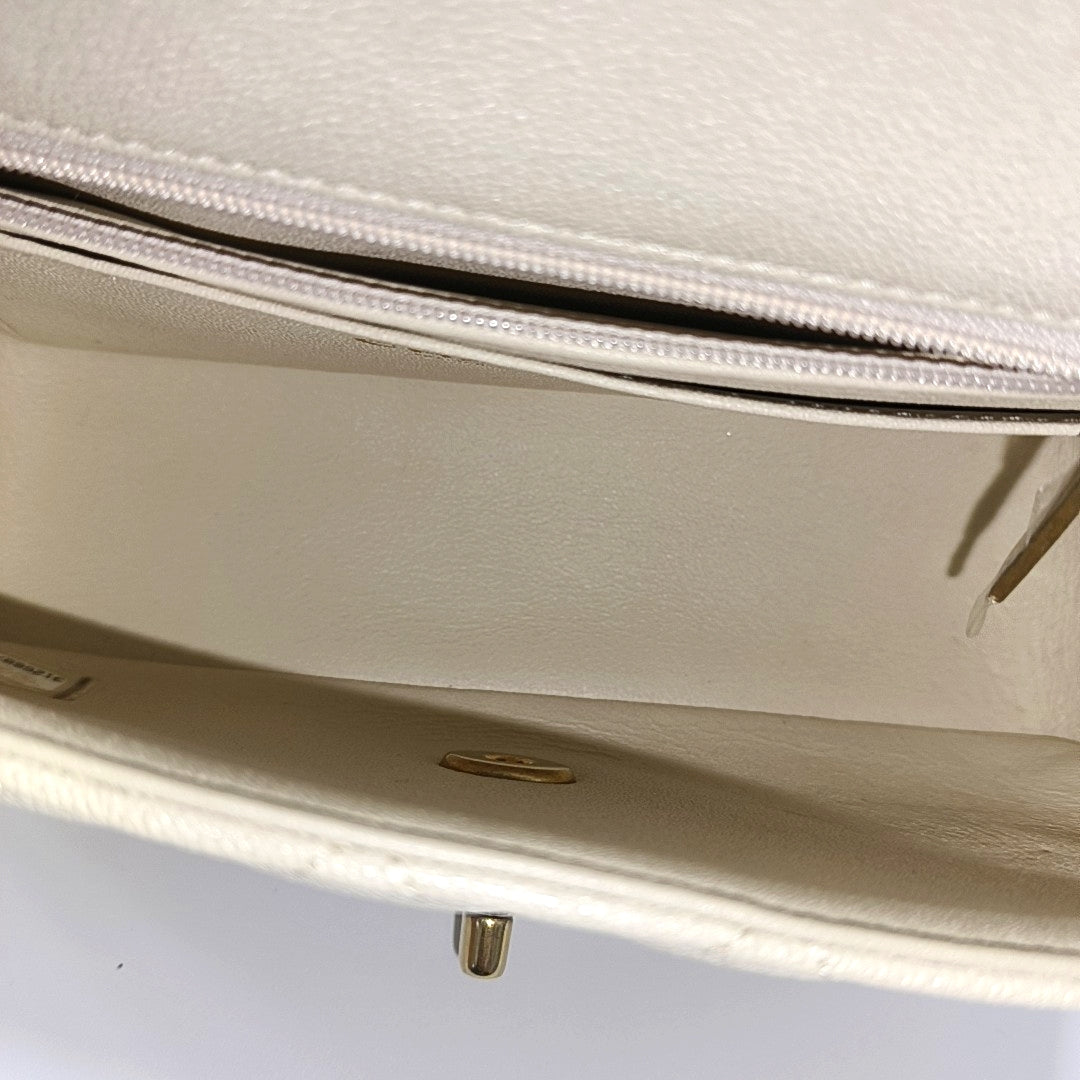 Quilted Grained Calfskin White