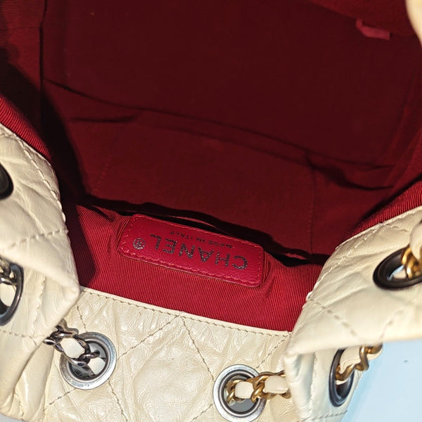 GABRIELLE Small Quilted Calfskin White