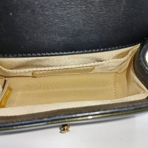 Authenticated pre-owned  BOY CHANEL Quilted Patent Leather Green - Shoulder Bag at Looply