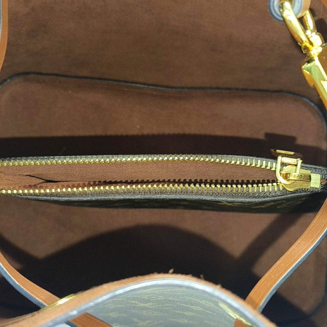 NÉONOÉ MM Monogram Coated Canvas Brown