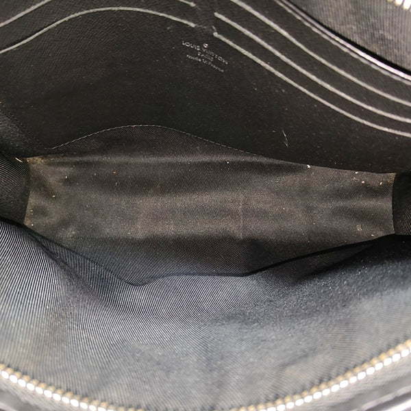 Pochette Voyag MM Damier Graphite Coated Canvas Gray