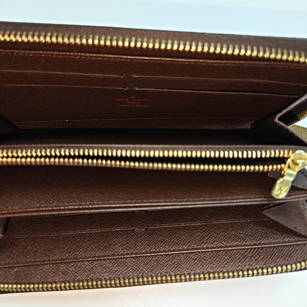 ZIPPY Damier Ebene Coated Canvas Brown Wallet