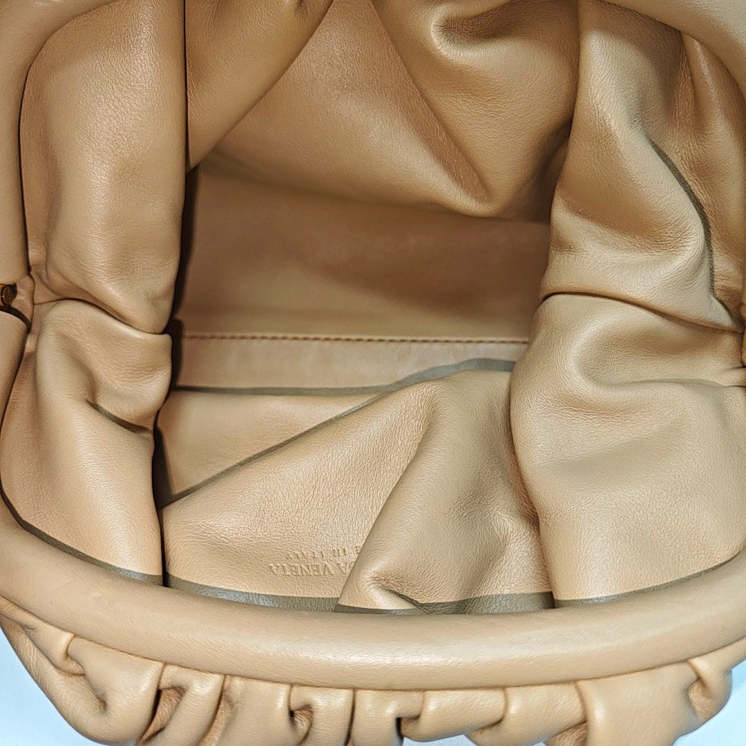 The Pouch Mini Calfskin Beige