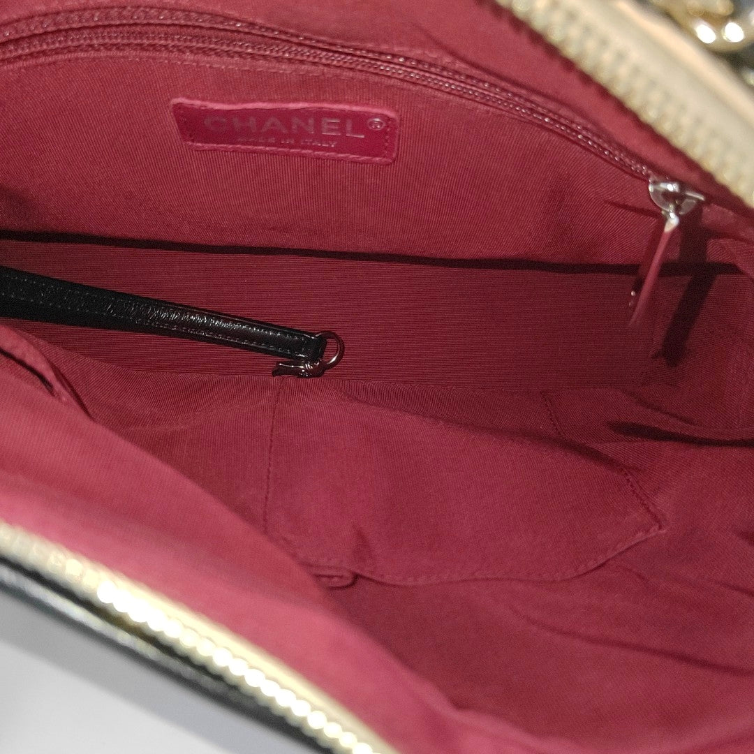 GABRIELLE Medium Quilted Calfskin Pink