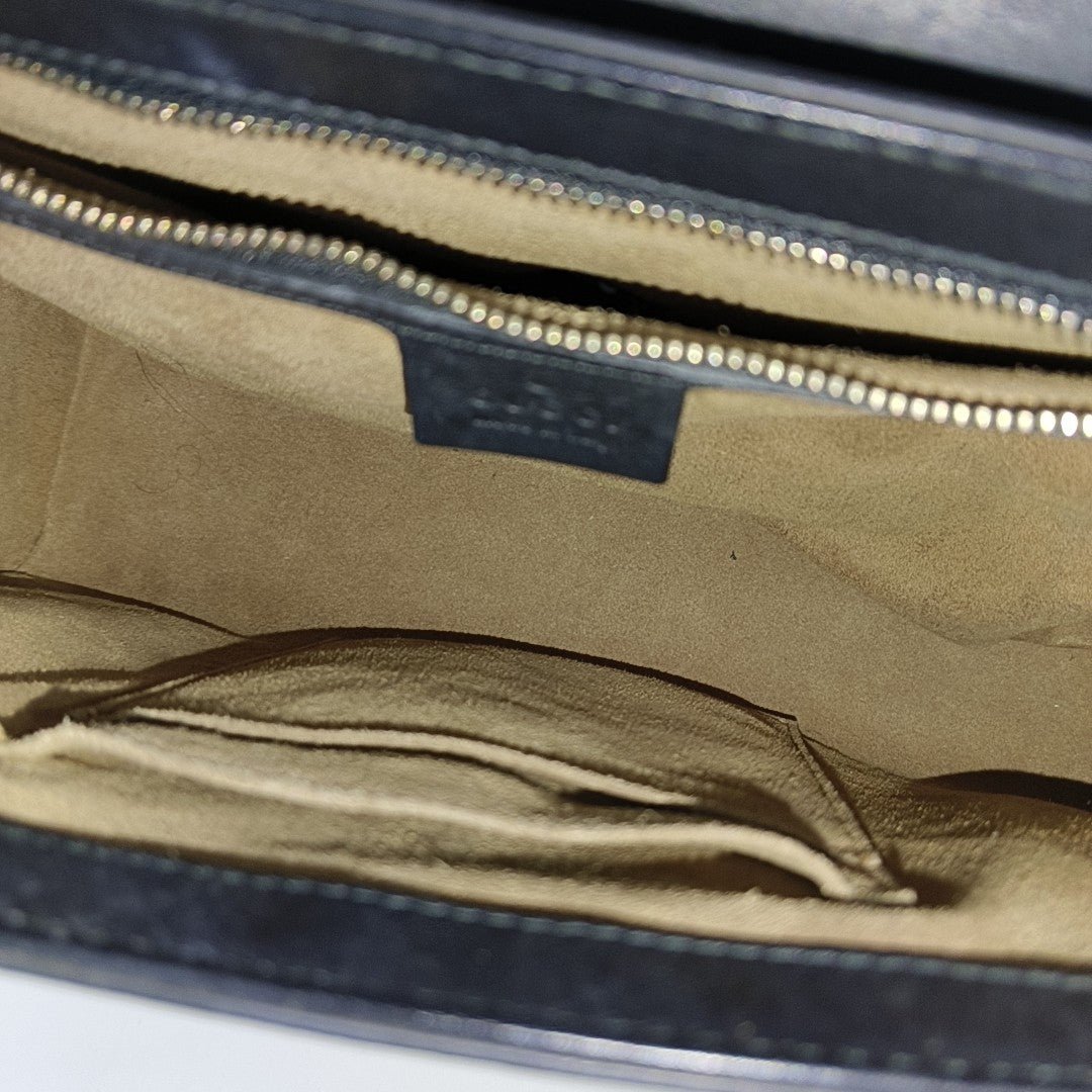 Authenticated pre-owned  Padlock Medium Monogram Coated Canvas Beige - Shoulder Bag at Looply