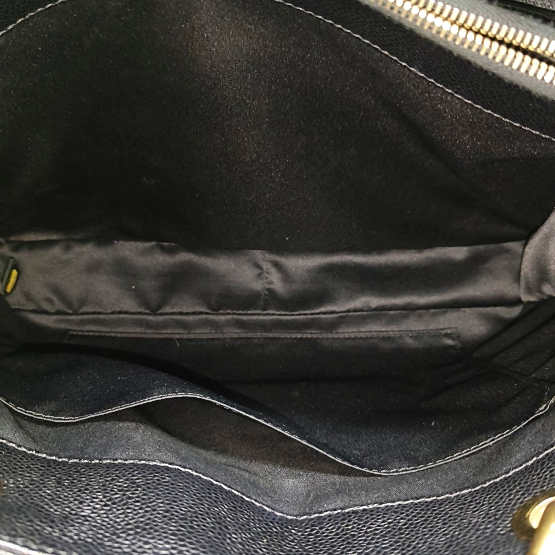 CHANEL GST Large Quilted Grained Calfskin Black
