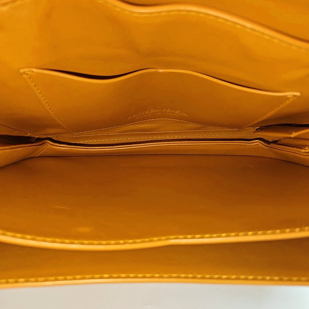 Mount Calfskin Brown