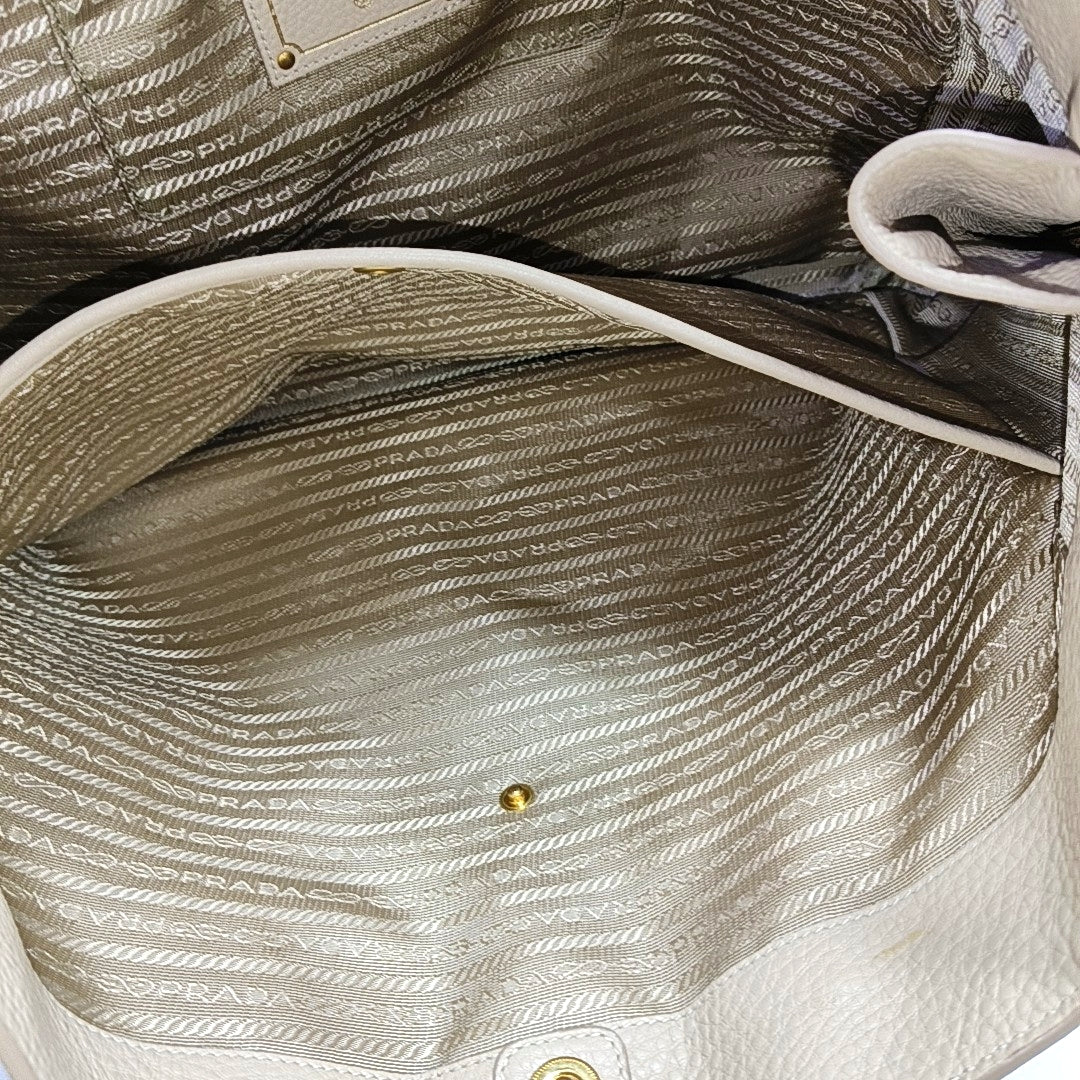 Vitello Calfskin Beige