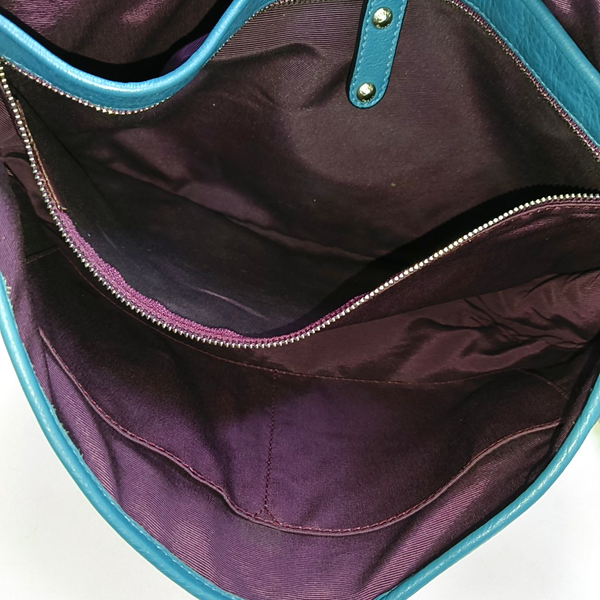 Heritage Medium Calfskin Blue