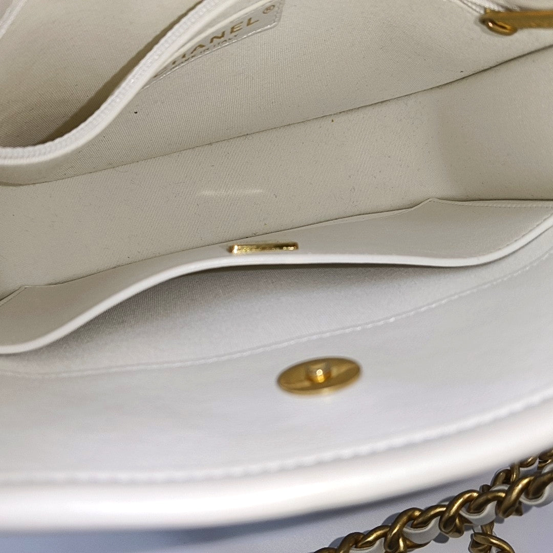 Quilted Calfskin Shoulder Bag Small White